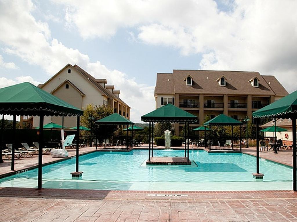 French Quarter Resort Branson Esterno foto