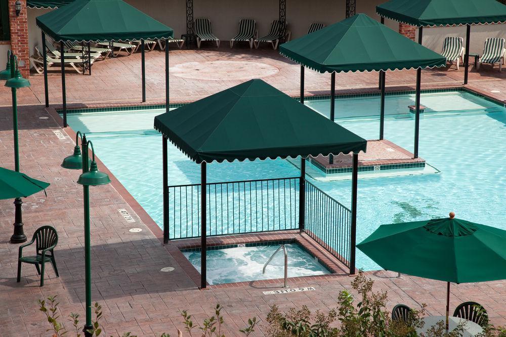 French Quarter Resort Branson Esterno foto