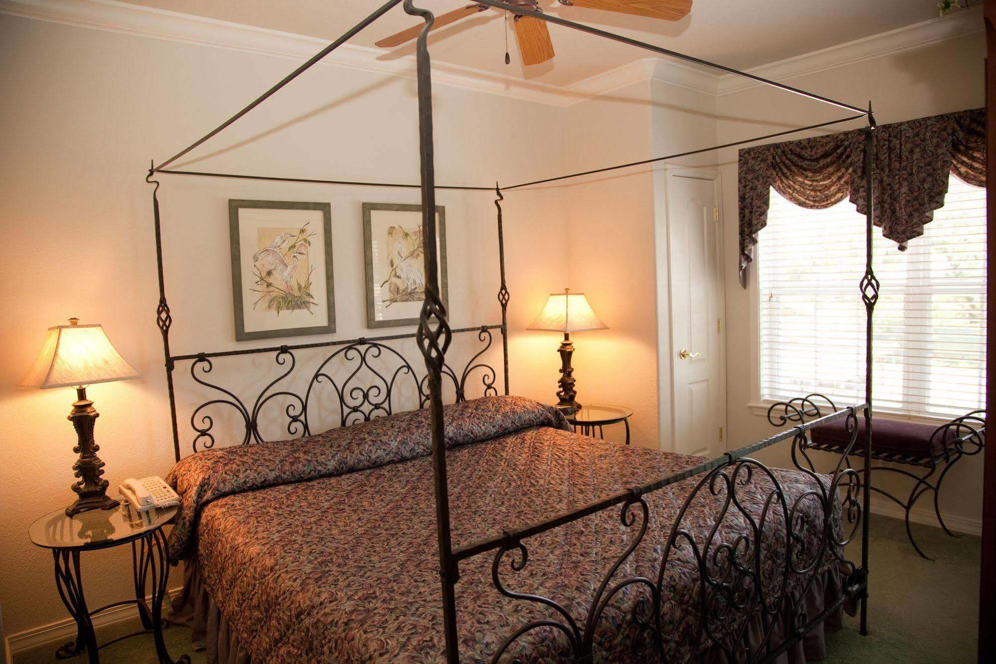 French Quarter Resort Branson Esterno foto