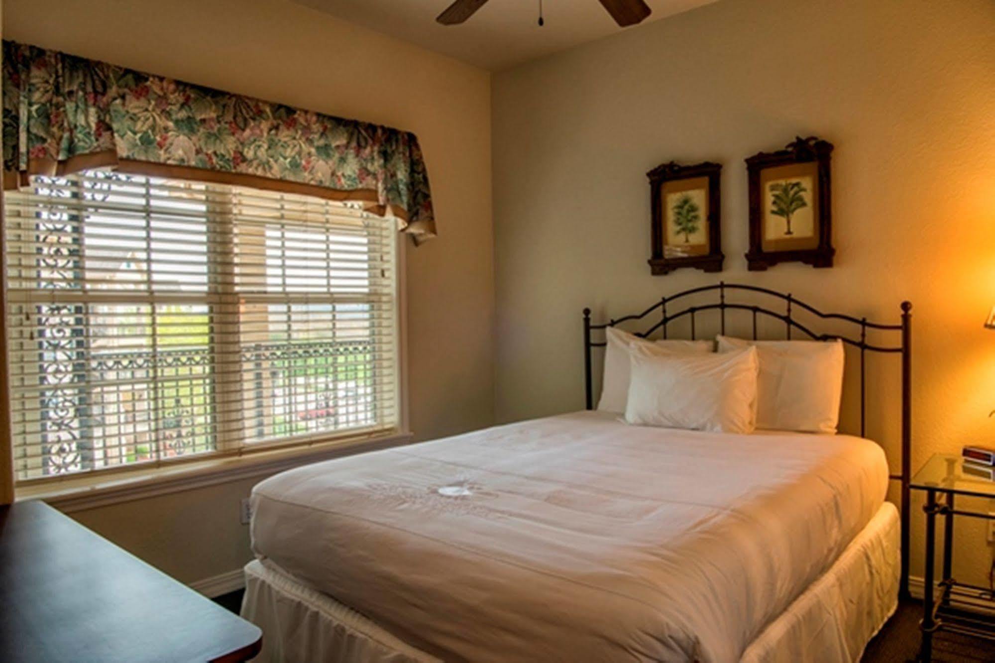 French Quarter Resort Branson Esterno foto